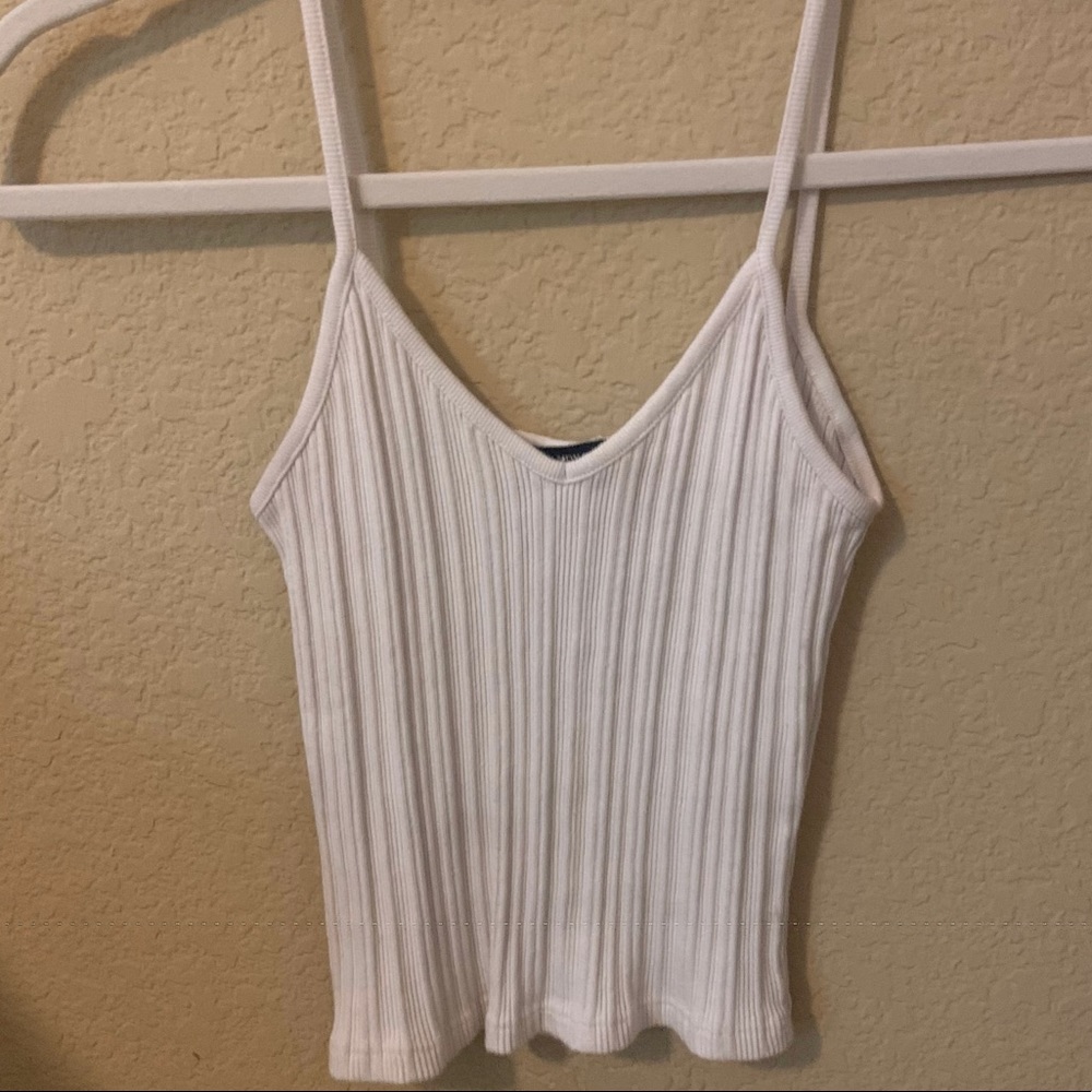 brandy melville white tank top💞